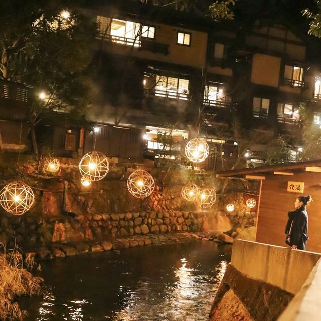 【熊本】有名温泉街の冬の幻想的な風景