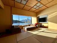 東京必訪富士山溫泉酒店：落地窗山景，溫泉極致享受