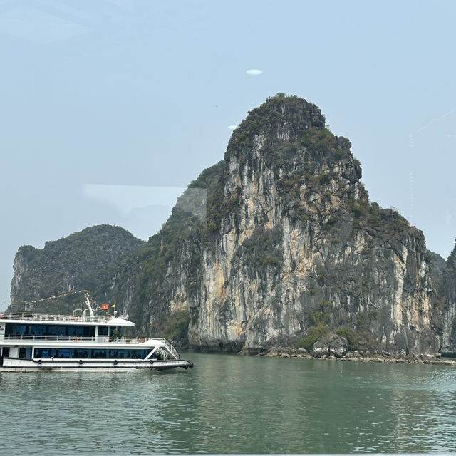 A day trip to Halong Bay - Vietnam