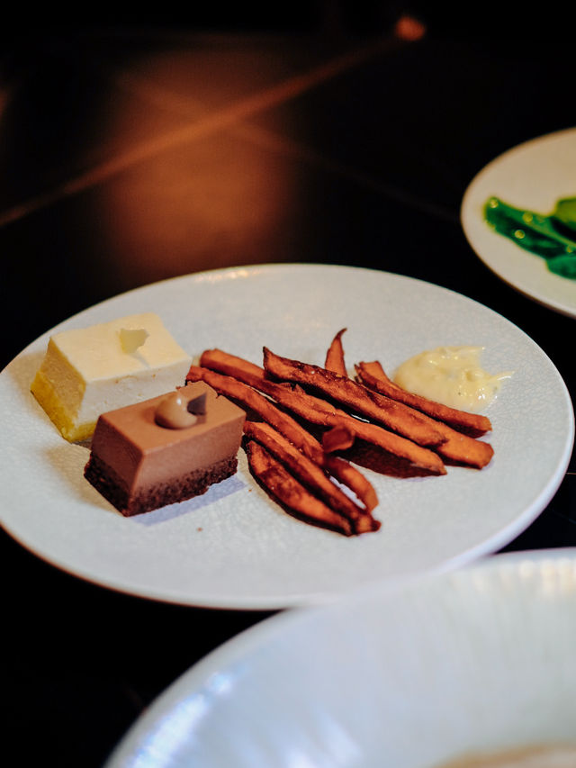 【The Grill Room】$98半自助buffet，包括沙律，甜品等
