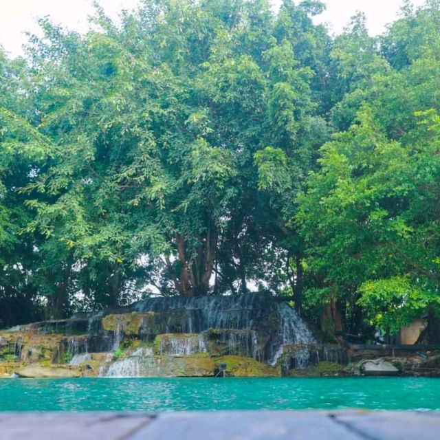 คาเฟ่น้ำตกสุดชิล ใกล้กรุงเทพ