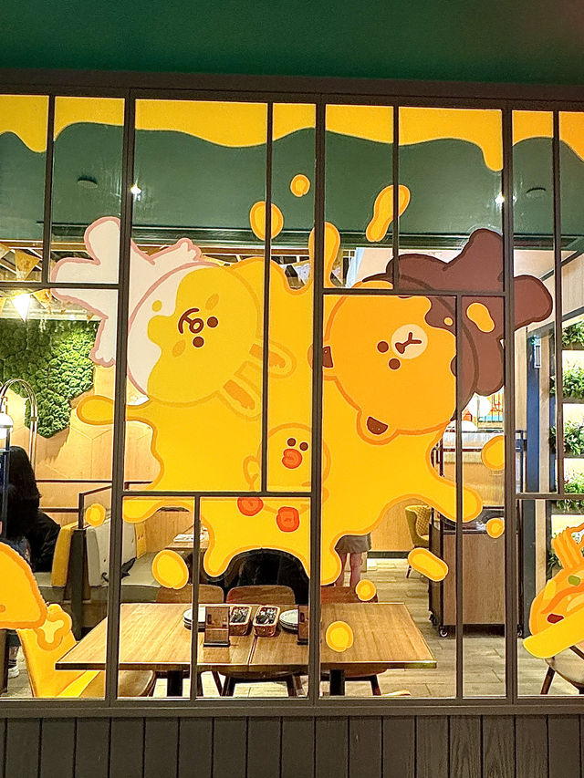 「黃色LINE FRIENDS meets Pizza Maru」特別餐牌，千其唔好錯過啦😍