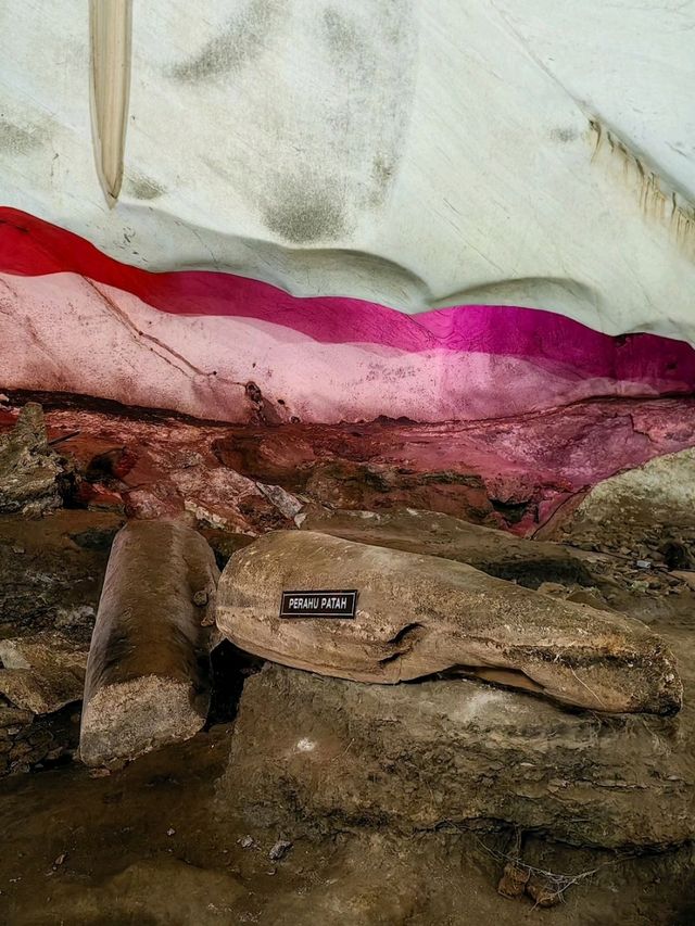 An Enchanting Exploration of Gua Sireh