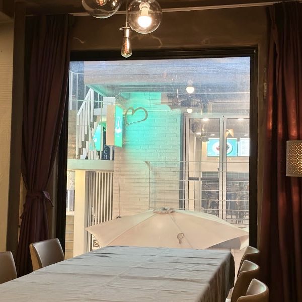 분위기 있는 데이트를 원한다면 '연남 와인' 연남동 와인바📍