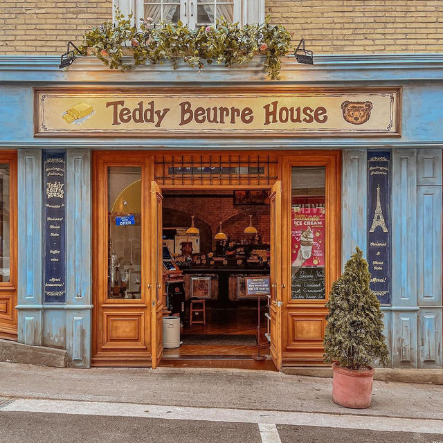 Teddy Beurre House