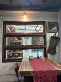 เฮือน๔๘ ร้านอาหารลับนครพนม รับรองแขก