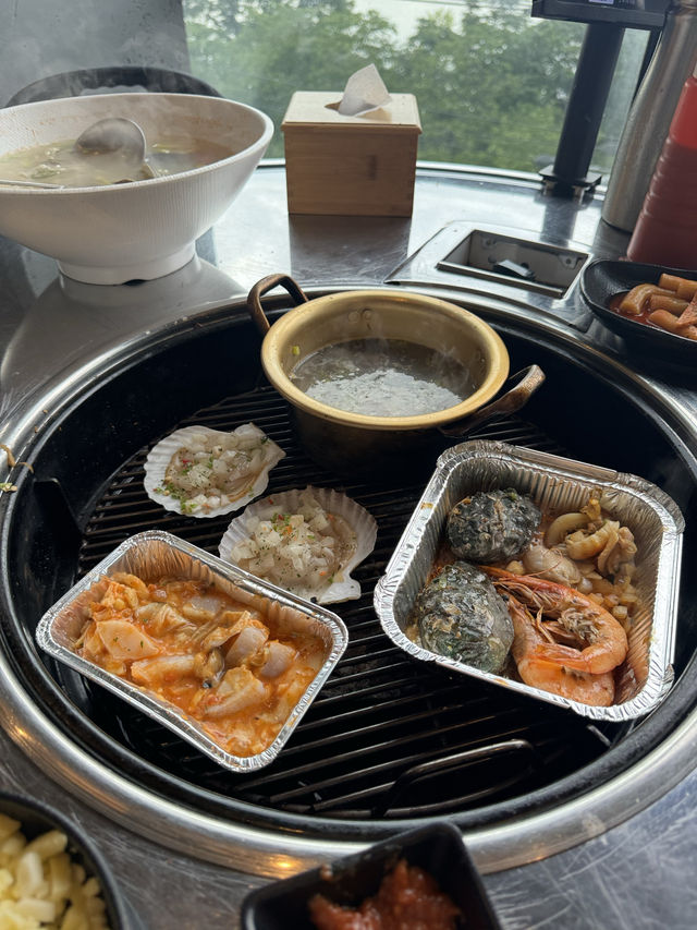 수성못 뷰를 감상하며 조개구이를 먹을 수 있는 씨다씨! 