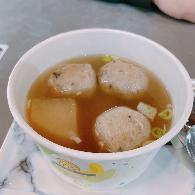丸聚星球 🖌 好吃好玩又好拍的貢丸觀光工廠🍡