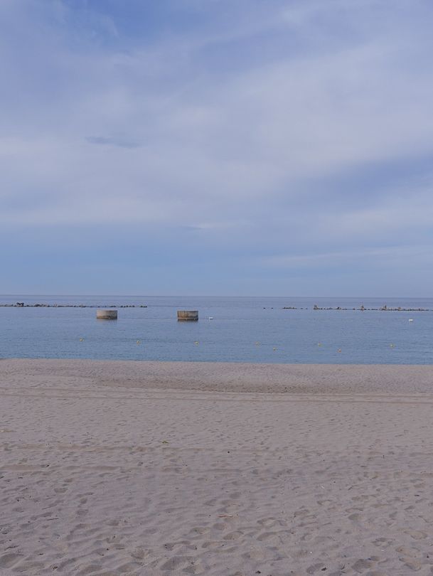 포토존 가득하고 조용한 삼척 바다 📍원평해수욕장