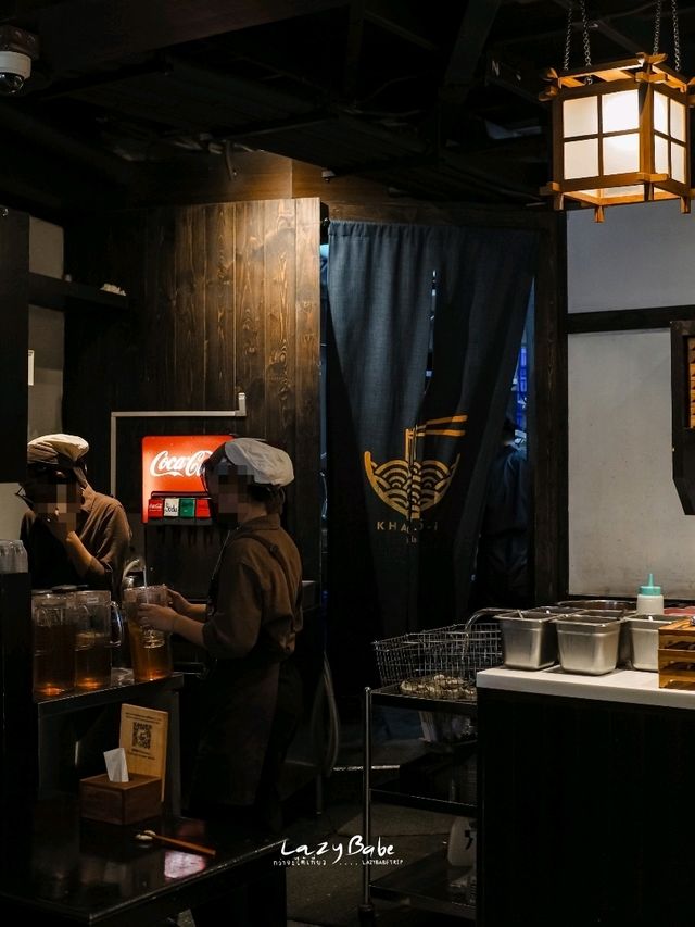 Khao-Sō-i ข้าวซอยร้านดังจากเชียงใหม่ ที่สีลม