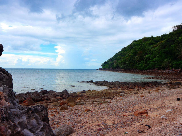 เกาะมาตรา เขตอุทยานแห่งชาติหมู่เกาะชุมพร