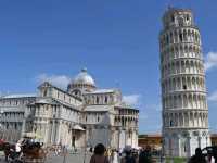 A tower with an angle, the Leaning Tower of Pisa