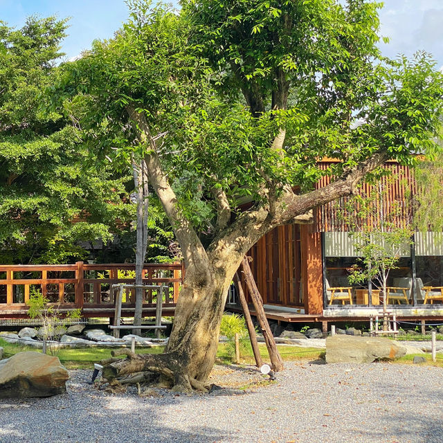 The bull and flower ~ คาเฟ่ในสวนสไตล์ญี่ปุ่น