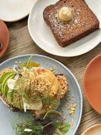 Coffee and Brekkie