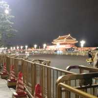ถนนคนเดินเฉียนเหมิน Qianmen Street Beijing