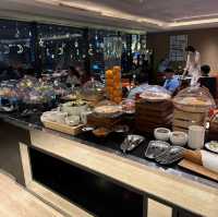 Ancient Charm Meets Modern Luxury: Renaissance Shanghai Yu Garden Hotel 