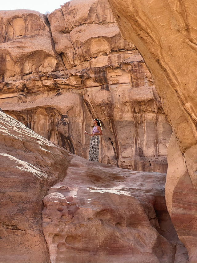 A Day in Wadi Rum: Jeep Adventure & Sleeping Under the Stars in a Capsule Hotel!