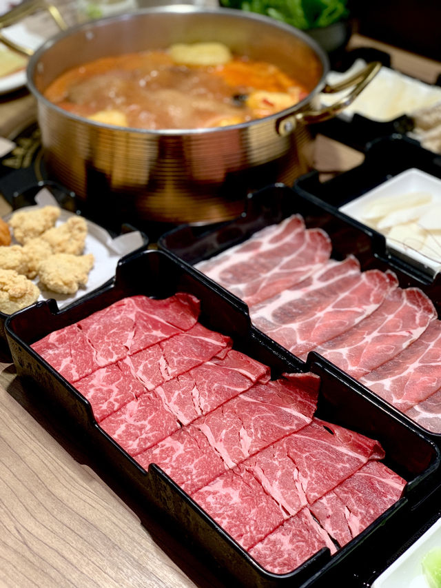  台式火鍋吃到飽🍲🥩