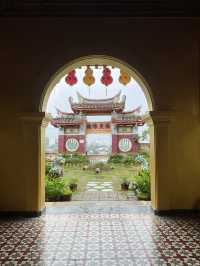 Kek Lok Si is the Coolest Temple Ever?!