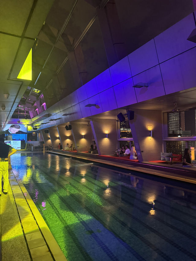 【マレーシア】ツインタワーviewのルーフトップBAR🍸