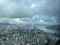 由ICC 102 樓 俯瞰香港的九龍港島🏙️