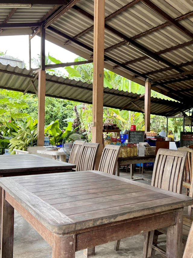 ร้านยายปวด ชุมพร อาหารใต้ที่อยากให้ทุกคนลอง