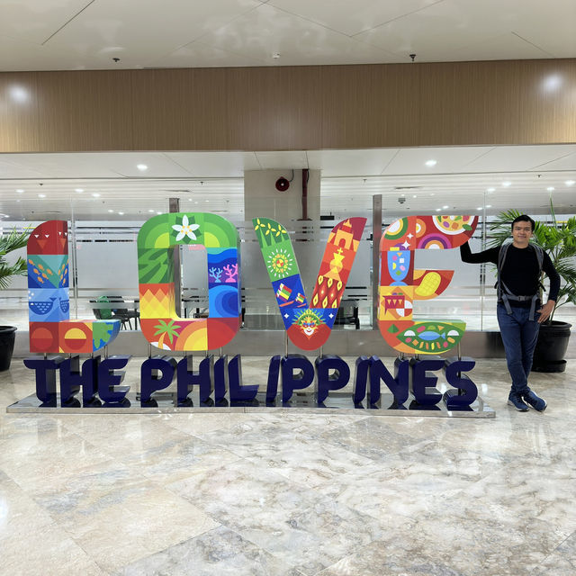 Manila Adventures: Shopping and Bay Views at Mall of Asia!