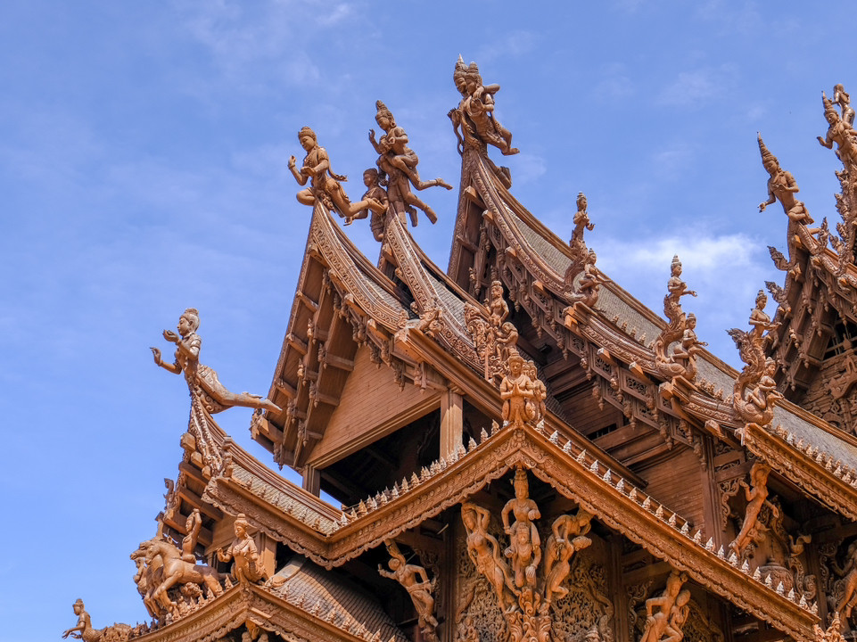 タイ・パタヤ｜世界最大の木彫り寺院「真実の寺院」 | Trip.com パタヤ