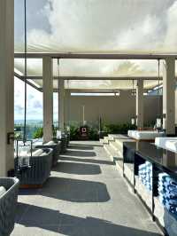 ベトナム　フーコック島観光　Regent Phu Quoのrooftop poolは最高だぞ！