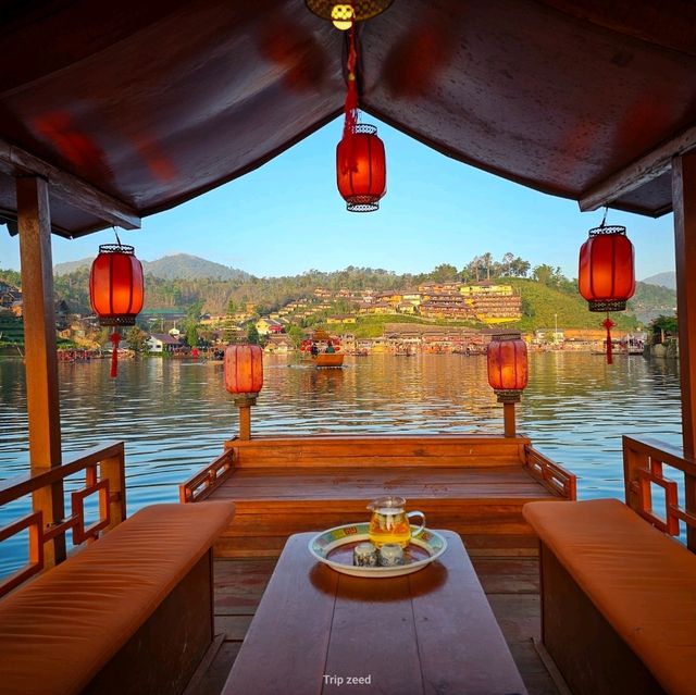 ล่องเรือชมวิว บรรยากาศที่พัก ที่บ้านรักไทย