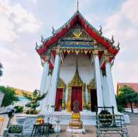 泰國曼谷湄南河畔古老寺廟景點:Wat Khrut，祈福特別靈驗，適合拍照📸打卡