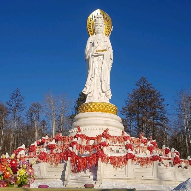องค์เจ้าแม่กวนอิม โม่เหอ Linhaiguanyin Mountain