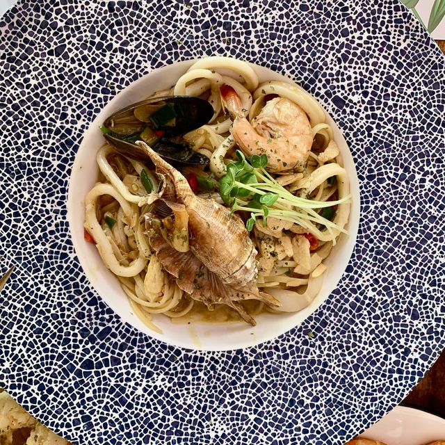 Buko Seaside Bar & Restaurant 