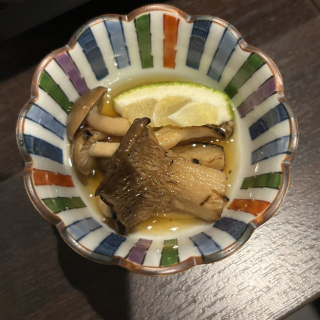 【食べ歩き】神奈川 新横浜 「しゃぶしゃぶ久」 繁華街に佇む落ち着いた雰囲気の名店