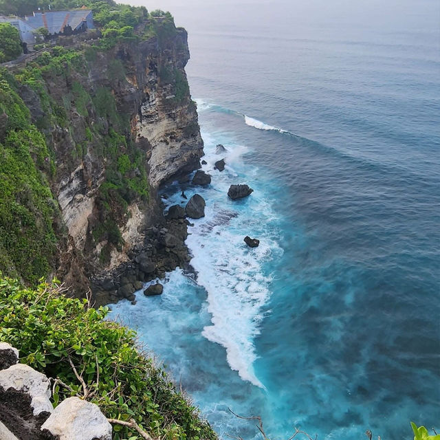 Enchanting Evenings at Pura Uluwatu Temple