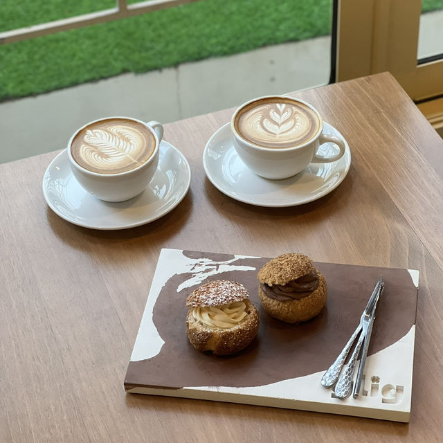 슈크림이 맛있는 조용한 방콕 카페 GLIG CAFE🍀