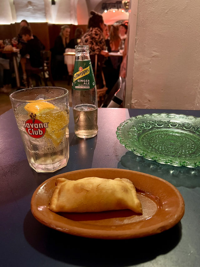 fado experience at the restaurant🍻