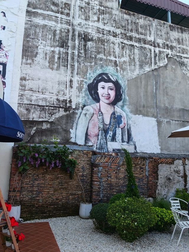 Street Art and Murals in Songkhla Old Town