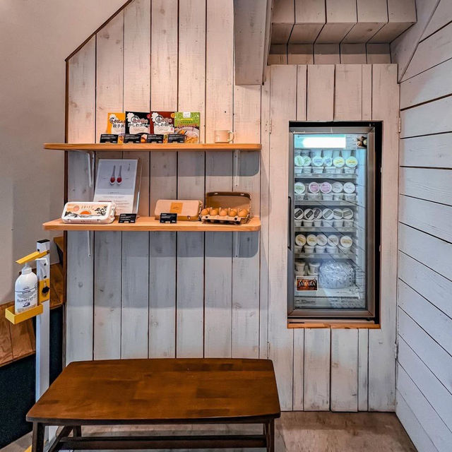 Yellow Cafe Kobe