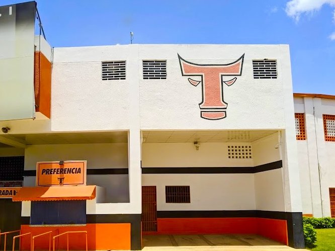[Dominican Republic] Winter League Home Stadium Tour -La Romana-