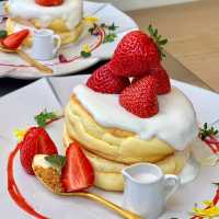 A Colorful Treat at Rainbow Pancakes🥞