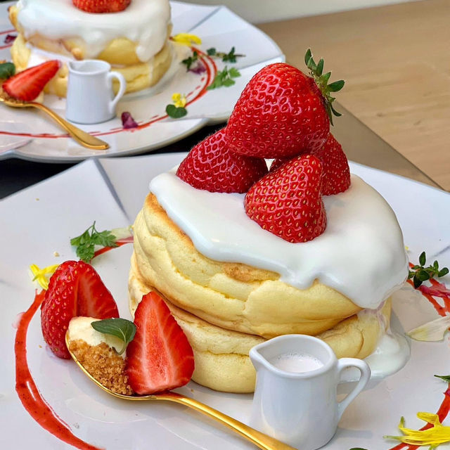 A Colorful Treat at Rainbow Pancakes🥞