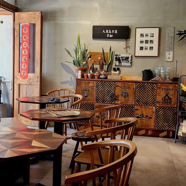 Nice cafe