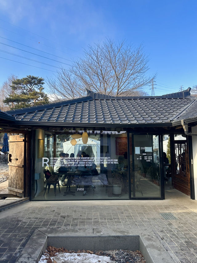 아름다운 인테리어와 ❄️한옥을 개조한 겨울 감성 성남 카페투어