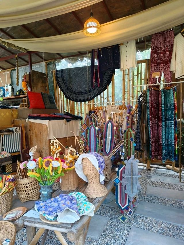 Coconut Market 清邁周末限定的「椰林市集」