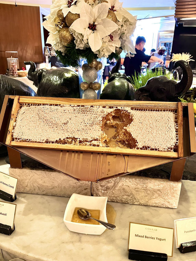 “Breakfast in Style: A Sumptuous Morning at Conrad Bangkok”