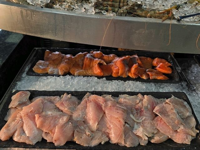 บุฟเฟ่ต์มื้อค่ำ สุดแสนพิเศษสำหรับวันสุดสัปดาห์