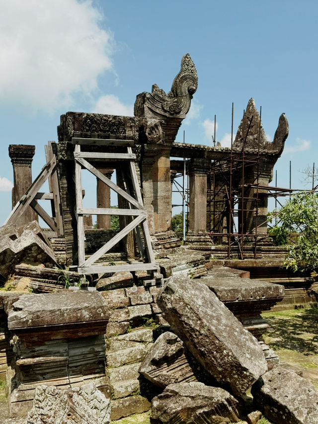 "Prasat Preah Vihear: Cambodia’s Temple in the Sky ☁️"