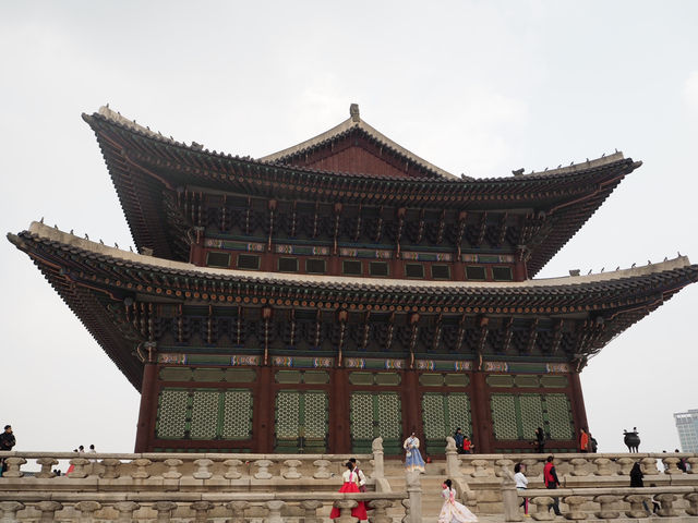 Korea 🇰🇷: Explore Vibrant Seoul & Scenic Busan!