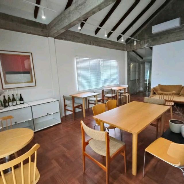 คาเฟ่ที่รีโนเวทบ้านหลังเก่า เอามา tell story ใหม่